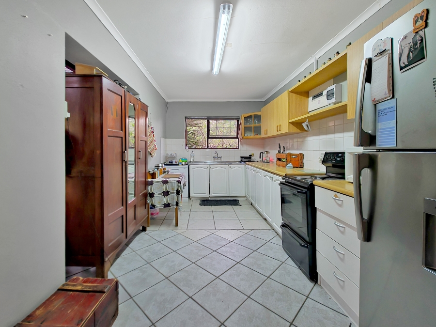 4 Bedroom Property for Sale in Sunridge Western Cape